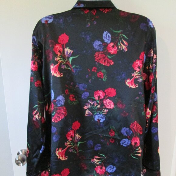 I.N.C. International Concepts Piped-Trim Satin Pajama Top NWT S - Picture 4 of 5